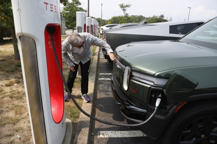 特斯拉超级充电站：通用汽车、福特、Rivian和其他电动汽车品牌的使用权限